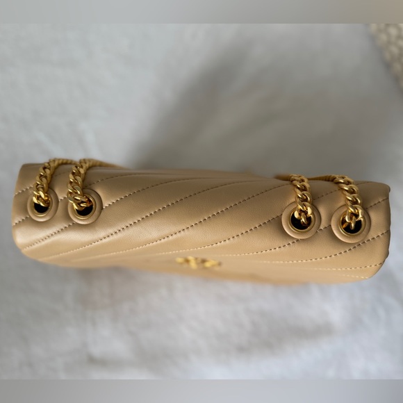 Tory Burch Kira Chevron Convertible Shoulder Bag | Dust Bag Include| Desert Dune - Picture 16 of 16
